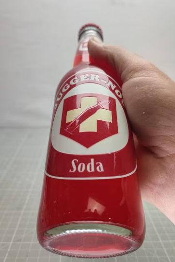 Jugger-nog soda, botella -no bebible- 33cl